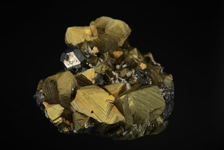 CHALCOPYRITE with TETRAHEDRITE